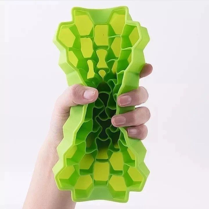 Honey Comb Shaped Ice Cube Tray with lid